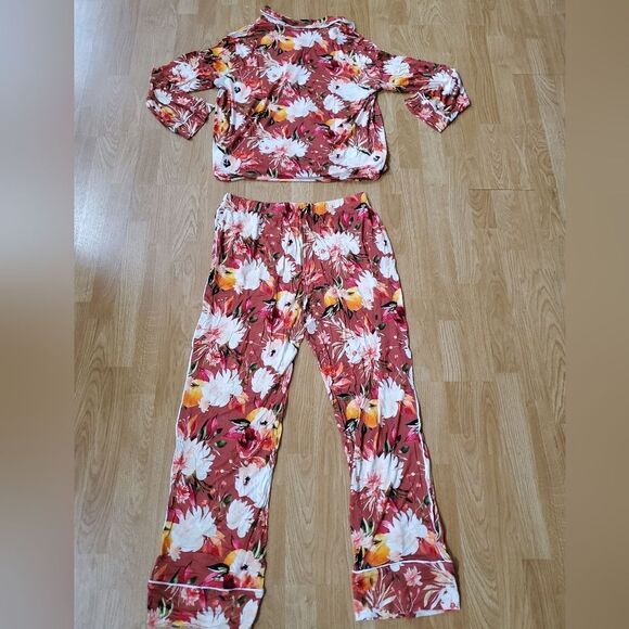 NEW! Posh Peanut: Floral Long Sleeve Relaxed Pajamas - Picture 5 of 12
